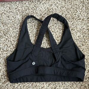 Lululemon sports bra